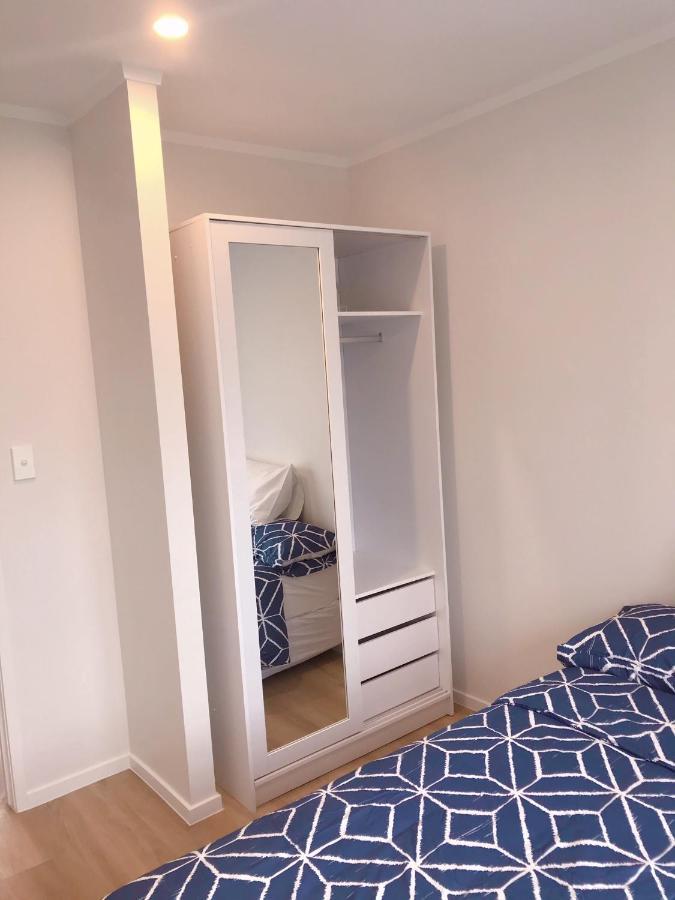 オークランドBright Eden Park Two Bed Townhouse Private Parkingアパートメント エクステリア 写真