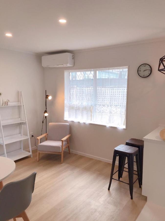 オークランドBright Eden Park Two Bed Townhouse Private Parkingアパートメント エクステリア 写真