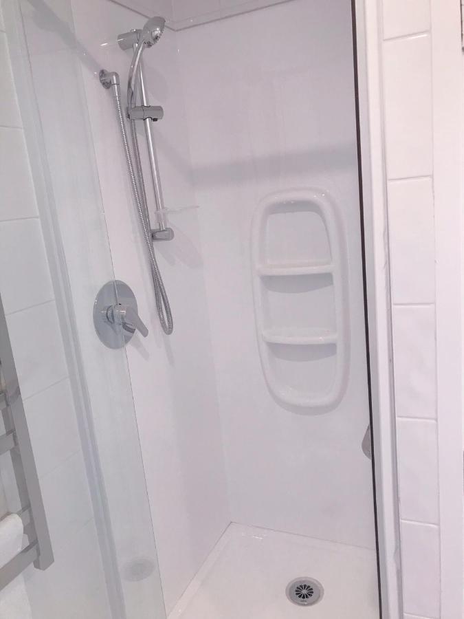 オークランドBright Eden Park Two Bed Townhouse Private Parkingアパートメント エクステリア 写真