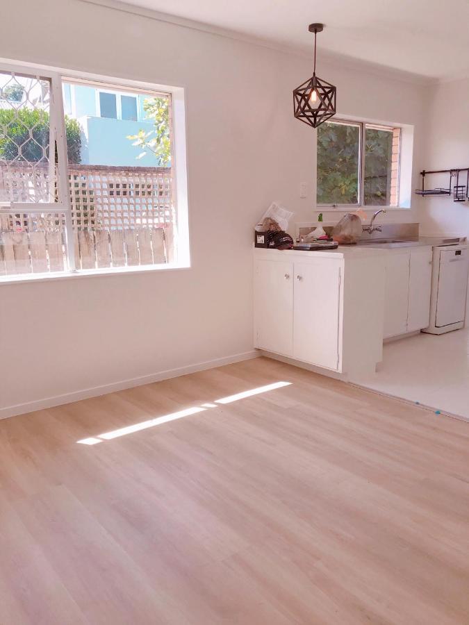 オークランドBright Eden Park Two Bed Townhouse Private Parkingアパートメント エクステリア 写真